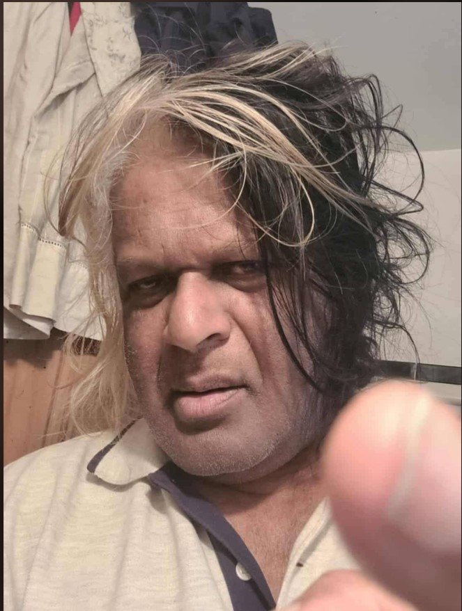 Farook - Artist Portrait